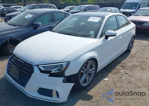 2017 Audi A3 2.0T Premium из США, поврежденный, VIN WAUB8GFF7H1039922